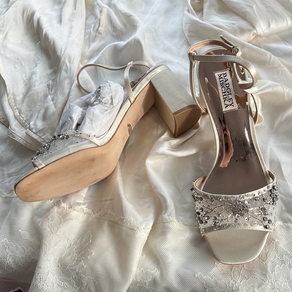 Badgley Mischka Blaine Ivory Satin Beaded Mesh Dress Sandals - Picture 7 of 13